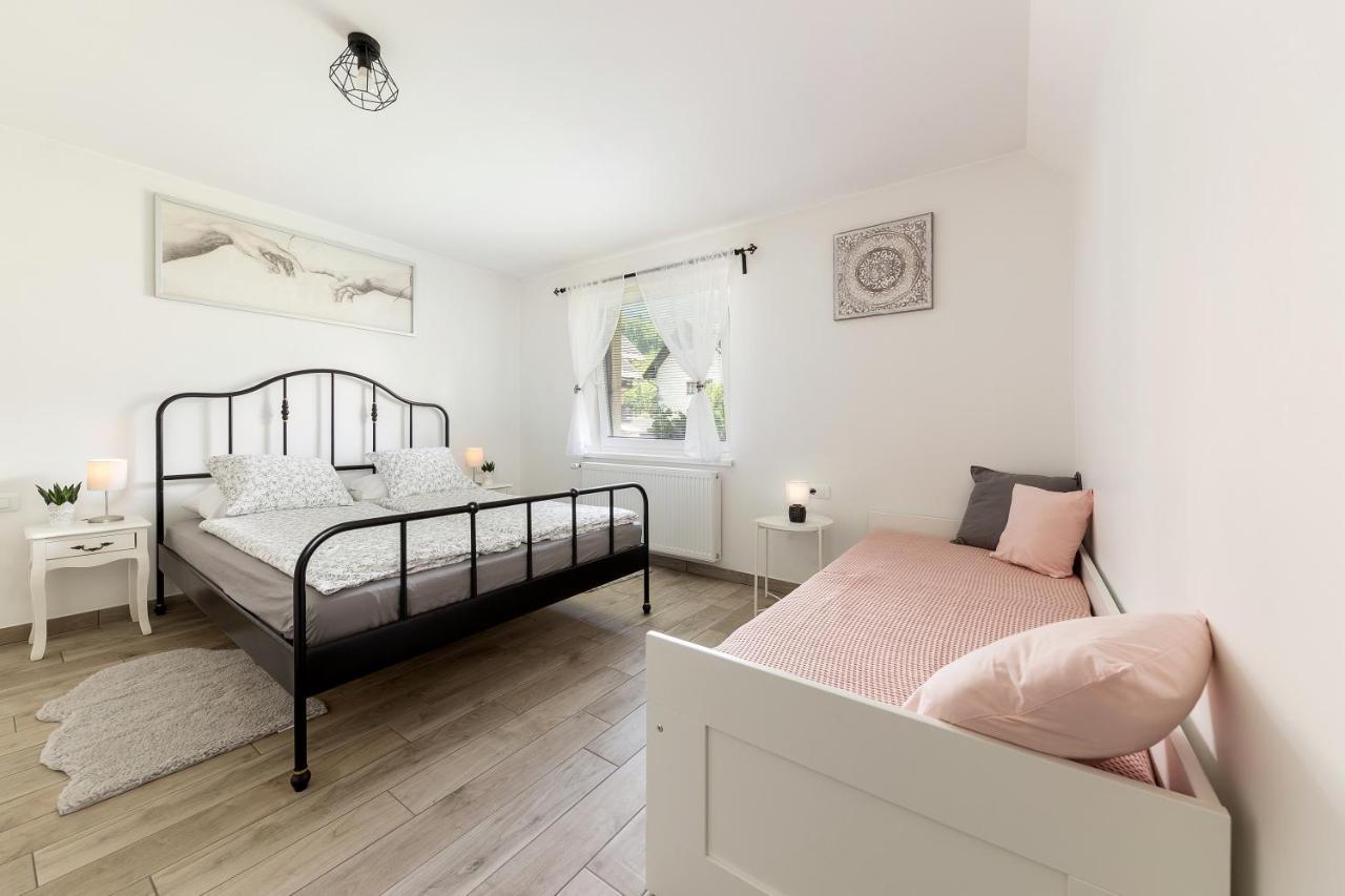 Pod Koblo Bohinj Apartments Kültér fotó